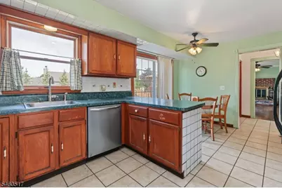 22 Ditmars Cir, Hillsborough Township, NJ 08844 - Photo 17