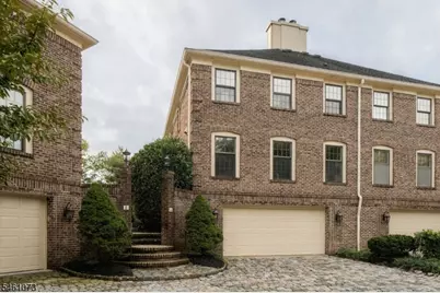4 Trevino Ct, Florham Park, NJ 07932 - Photo 33