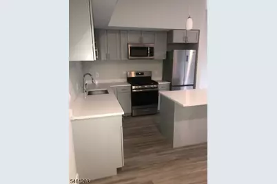 22 Center St #203, Metuchen, NJ 08840 - Photo 3