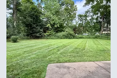 31 Hillside Ave, Florham Park, NJ 07932 - Photo 3