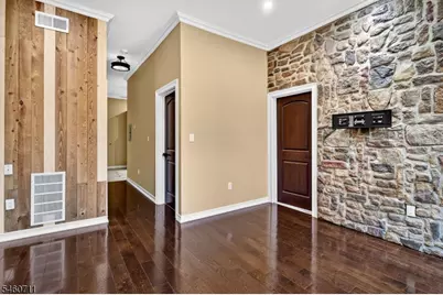 81 W Main St, Somerville, NJ 08876 - Photo 11