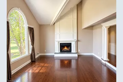 18 Kerby Ln, Mendham, NJ 07945 - Photo 5