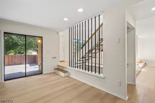 102 Kingsberry Dr, Franklin Township, NJ 08873 - Photo 11