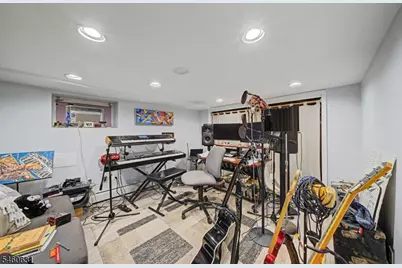 327 North Ave E, Cranford Township, NJ 07016 - Photo 35