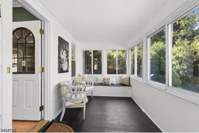 18 Stewart Pl, Fanwood, NJ 07023 - Photo 3