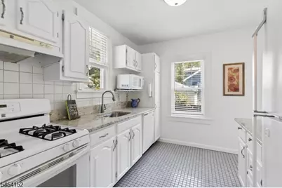 18 Stewart Pl, Fanwood, NJ 07023 - Photo 13
