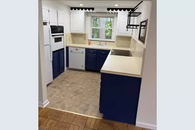 10 Iroquois Trl, Denville, NJ 07834 - Photo 5
