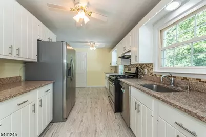 39 Warren Trail, Denville, NJ 07834 - Photo 5
