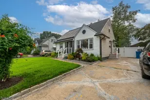 156 Baker Ave, South Plainfield, NJ 07080 - Photo 5