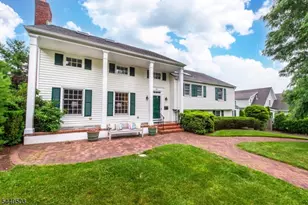 26 Cornell Wy, Montclair, NJ 07043 - Photo 3