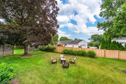 26 Cornell Way, Montclair, NJ 07043 - Photo 31