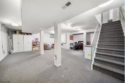 305 Michaels Ct, Woodbridge Township, NJ 07095 - Photo 25
