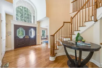 16 Trinity Pl, Warren Township, NJ 07059 - Photo 9
