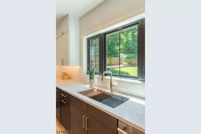 304 Greenwood Ave, Florham Park, NJ 07932 - Photo 9
