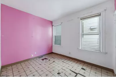 490 E 27th St, Paterson, NJ 07514 - Photo 13