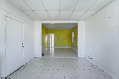 490 E 27th St, Paterson, NJ 07514 - Photo 5