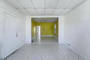 490 E 27th St, Paterson, NJ 07514 - Photo 5
