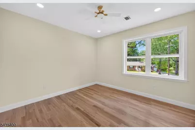 35 Stanhope Rd, Sparta Township, NJ 07871 - Photo 31