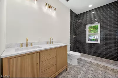 35 Stanhope Rd, Sparta Township, NJ 07871 - Photo 25