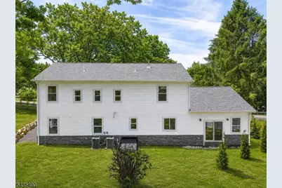 35 Stanhope Rd, Sparta Township, NJ 07871 - Photo 9