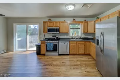 404 Lyndale St, Phillipsburg, NJ 08865 - Photo 21