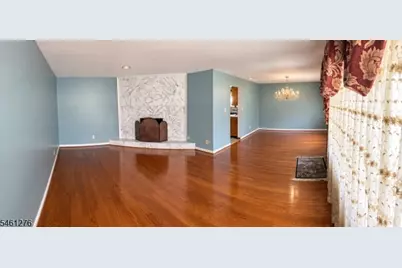 115 Lower Notch Rd #1, Little Falls Township, NJ 07424 - Photo 3