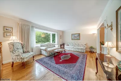 57 Robbins Ave, Berkeley Heights Township, NJ 07922 - Photo 7