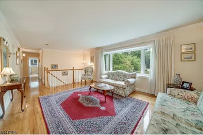 57 Robbins Ave, Berkeley Heights Township, NJ 07922 - Photo 9