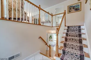 57 Robbins Ave, Berkeley Heights Township, NJ 07922 - Photo 5