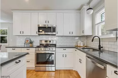 161 Willowdale Ave, Montclair, NJ 07042 - Photo 9