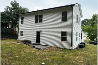 46 Kearney St, Dover, NJ 07801 - Photo 5