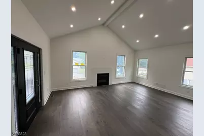 46 Kearney St, Dover, NJ 07801 - Photo 11