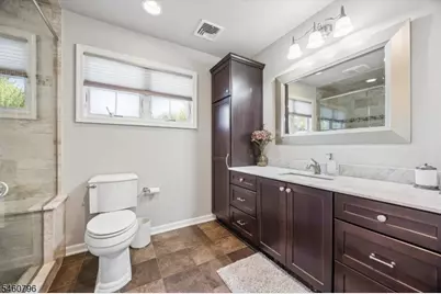 22 Thomas Ter, Wayne, NJ 07470 - Photo 19