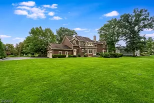 2 Hobson Dr, Livingston, NJ 07039 - Photo 49