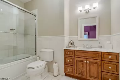 2 Hobson Drive, Livingston, NJ 07039 - Photo 29
