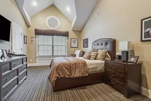 2 Hobson Dr, Livingston, NJ 07039 - Photo 31