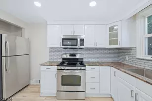 271 Fuller Terrace, City Of Orange Twp., NJ 07050 - Photo 25