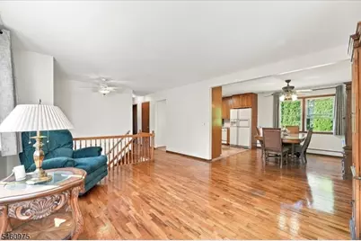 7 Paradise Trl, Vernon Twp., NJ 07460 - Photo 7