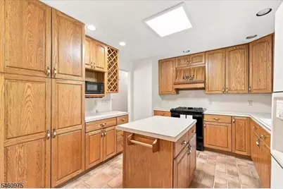 7 Paradise Trl, Vernon Twp., NJ 07460 - Photo 13