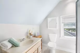 15 Lake Rd, Morristown, NJ 07960 - Photo 23