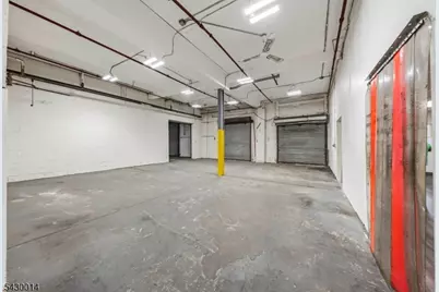 370 -376 Adams St, Newark, NJ 07114 - Photo 9