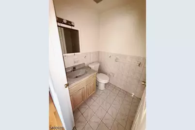 210 2nd St #2, Elizabeth, NJ 07206 - Photo 9