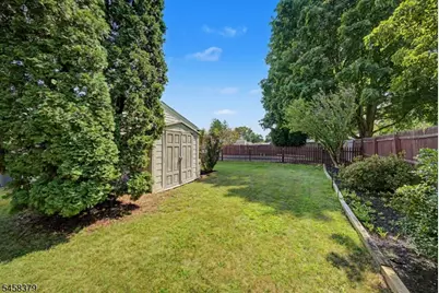 22 Carol Dr, Roxbury Township, NJ 07876 - Photo 15