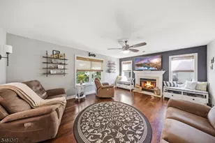 18 Metro Vista Dr, Hawthorne, NJ 07506 - Photo 7