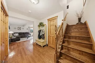 18 Metro Vista Dr, Hawthorne, NJ 07506 - Photo 21