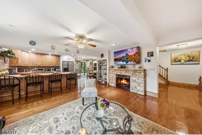 18 Metro Vista Dr, Hawthorne, NJ 07506 - Photo 23
