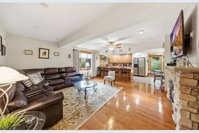 18 Metro Vista Dr, Hawthorne, NJ 07506 - Photo 25