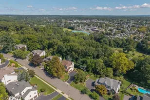 18 Metro Vista Dr, Hawthorne, NJ 07506 - Photo 41