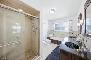 18 Metro Vista Dr, Hawthorne, NJ 07506 - Photo 13