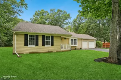 2149 Holly Hill Rd, Manchester Township, NJ 08759 - Photo 3